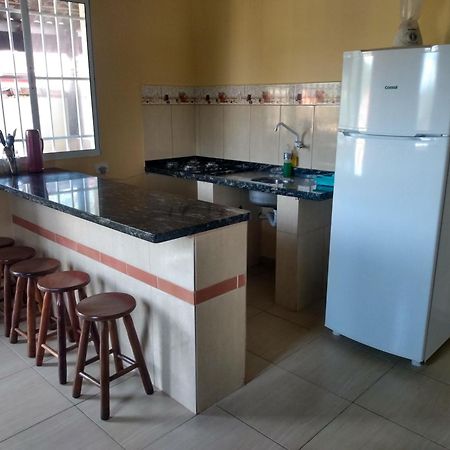 Chale No Condominio Verde Mar Na Praia Da Cocanha 卡拉瓜塔图巴 外观 照片