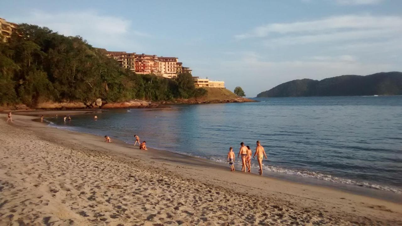 Chale No Condominio Verde Mar Na Praia Da Cocanha 卡拉瓜塔图巴 外观 照片